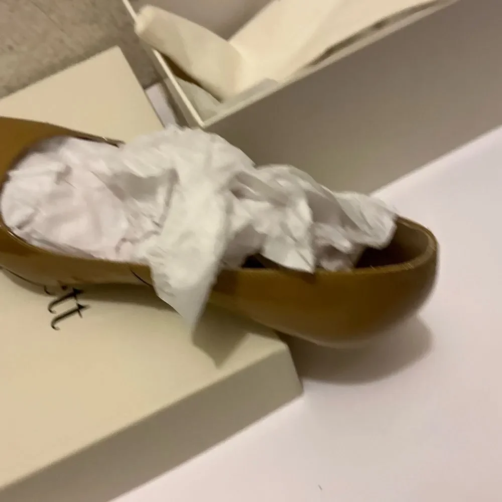 New with box LK Bennett Camel Patent Leather Heels